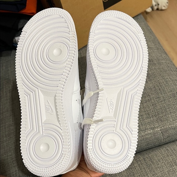 Nike Air Force 1 Low White Sneakers - Picture 4 of 6